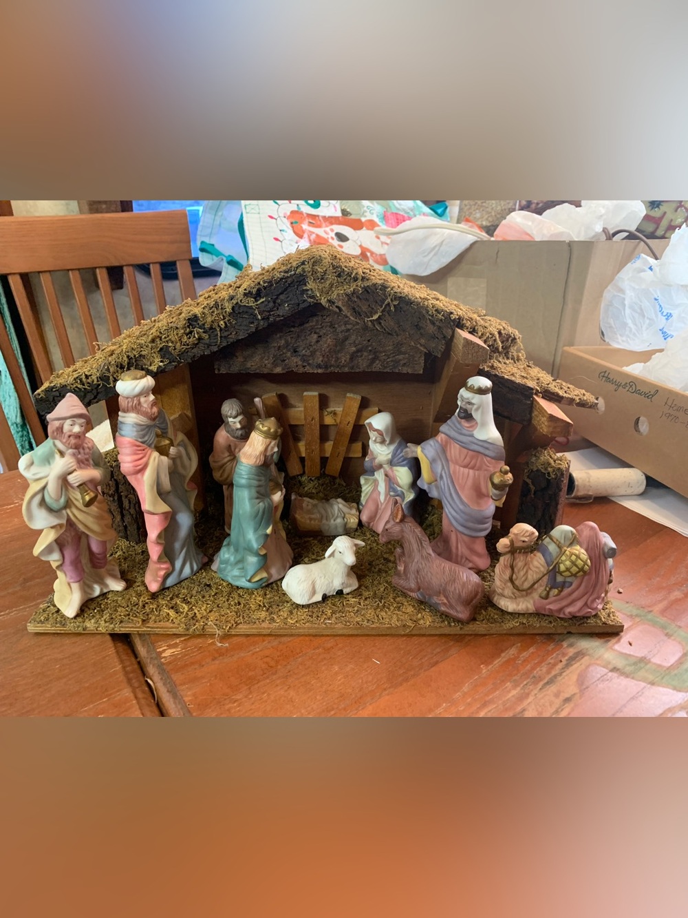 Vintage Homco 1970-1980 Bisque Porcelain Nativity Figures & Crèche